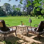 Chateau De Montcaud ホテル Sabran