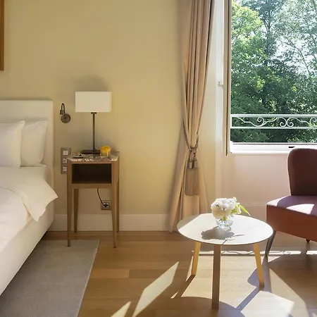 Chateau De Montcaud Hotel Sabran