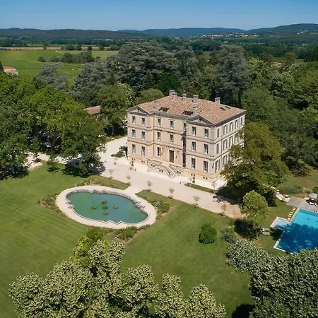 Chateau De Montcaud 5*
