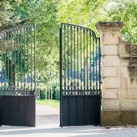 Hotel Chateau De Montcaud 5*