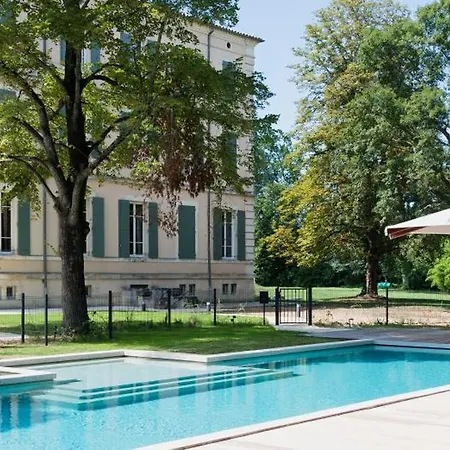 Chateau De Montcaud Hotel 5*