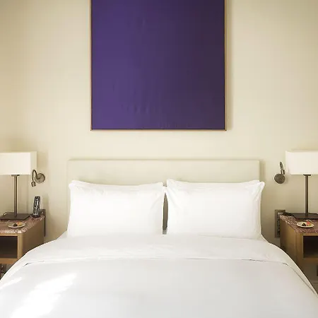 Chateau De Montcaud Hotel 5*