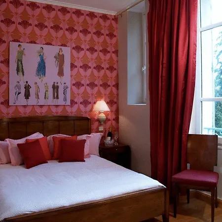 Hotel Chateau De Montcaud 5*