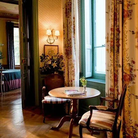 Chateau De Montcaud Otel Sabran