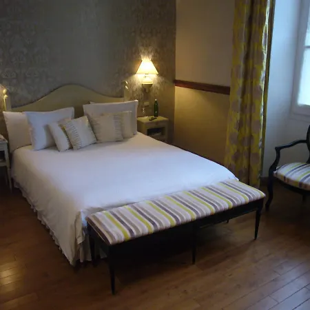 Hotel Chateau De Montcaud 5*