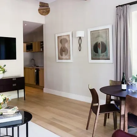 Chateau De Montcaud 5* Sabran