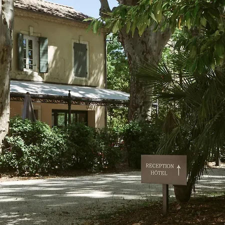 Chateau De Montcaud 5* Sabran