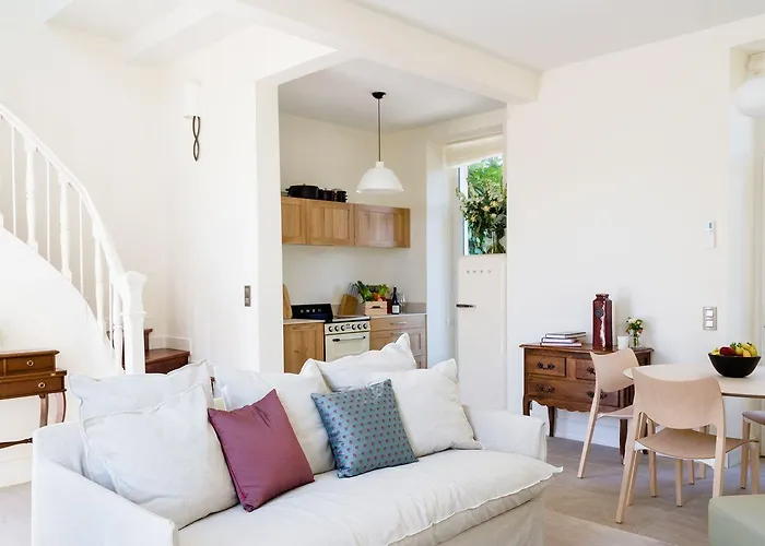 Château De Montcaud Hotel Sabran