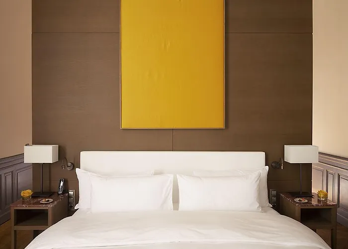 Château De Montcaud 5* Sabran