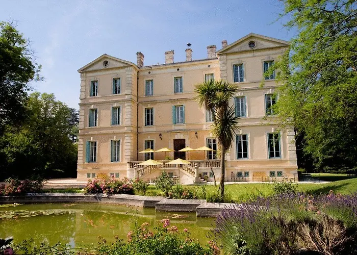 Hotel Château De Montcaud Sabran