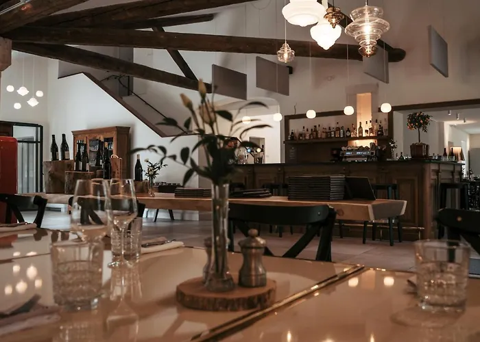 Château De Montcaud Hotel 5*